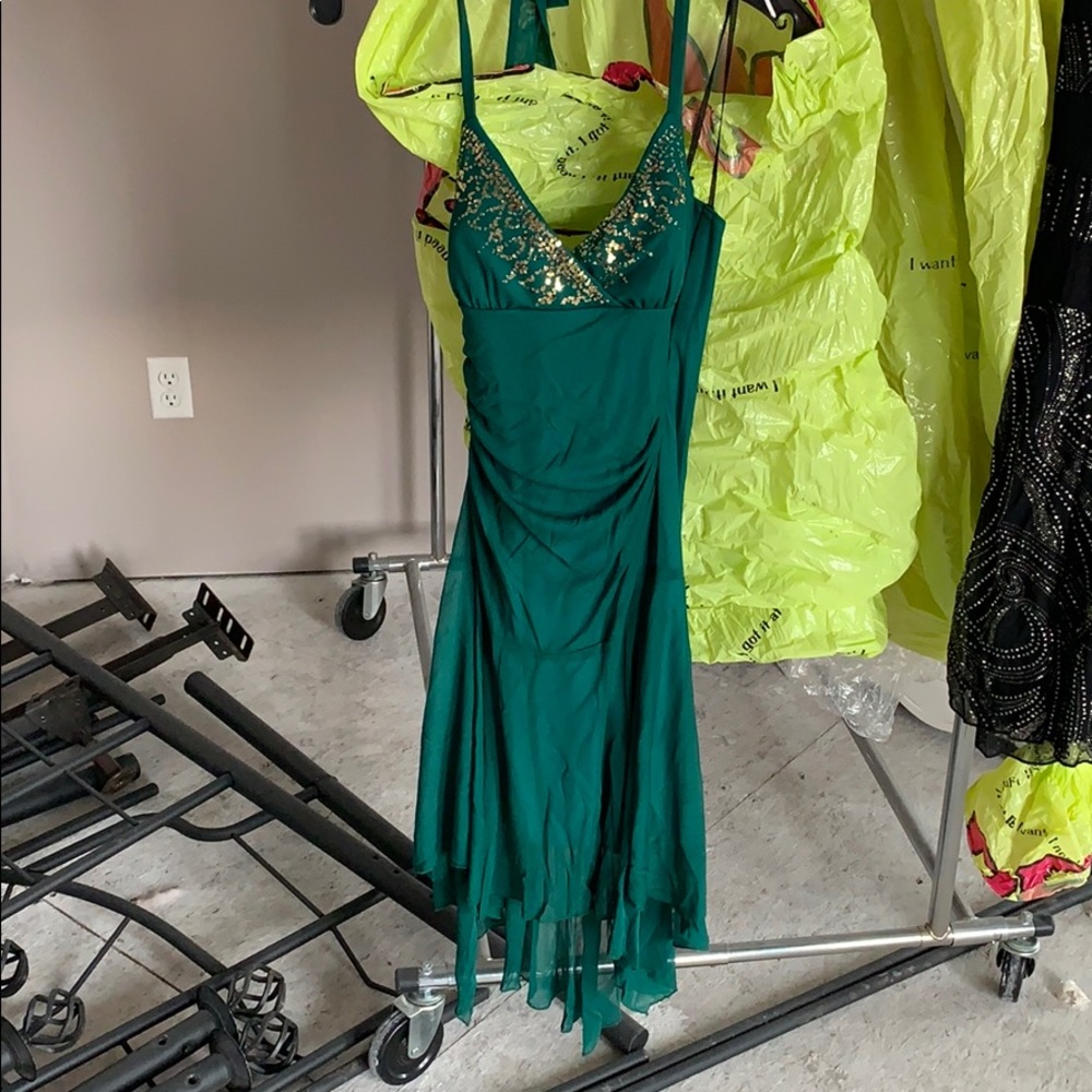 Green dress..🌫